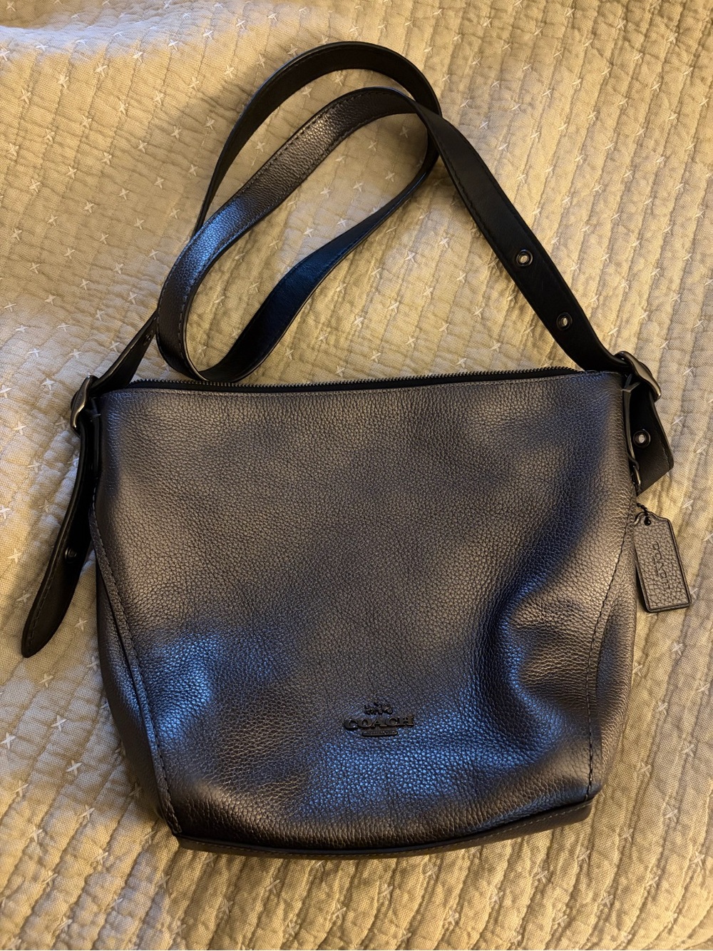 Coach dar silver Pebbled Leather Adjustable Shoulder Bag